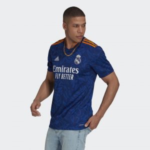 Real_Madrid_21-22_Away_Jersey_Blue_H40942_25_model (1)